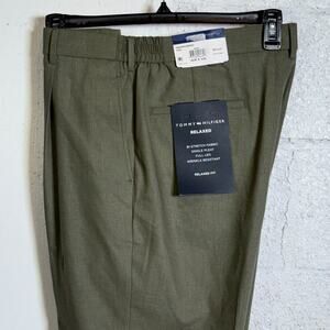 Tommy Hilfiger Mens Relaxed Fit Dress Pants Sage 36x32 $95